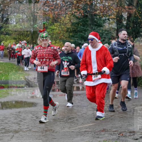 07.12.2025 - St. Pauli X-Mass-Run No. 15 Michael Burmester http://msf.ph/oto/9403454 07.12.2025 10:47:11 Laufen 15, 44, 4010, 66 meine-sportfotos.de