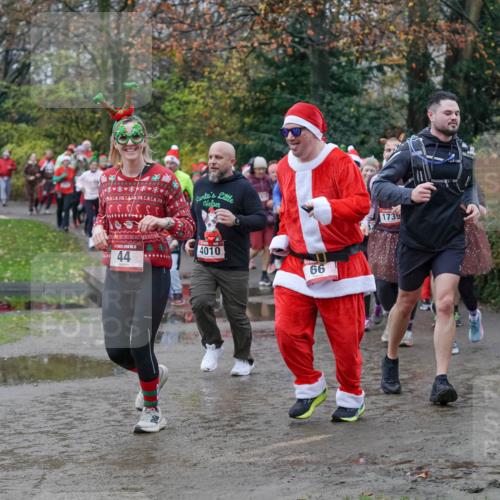 07.12.2025 - St. Pauli X-Mass-Run No. 15 Michael Burmester http://msf.ph/oto/9403455 07.12.2025 10:47:11 Laufen 44, 4010, 66, 1739 meine-sportfotos.de