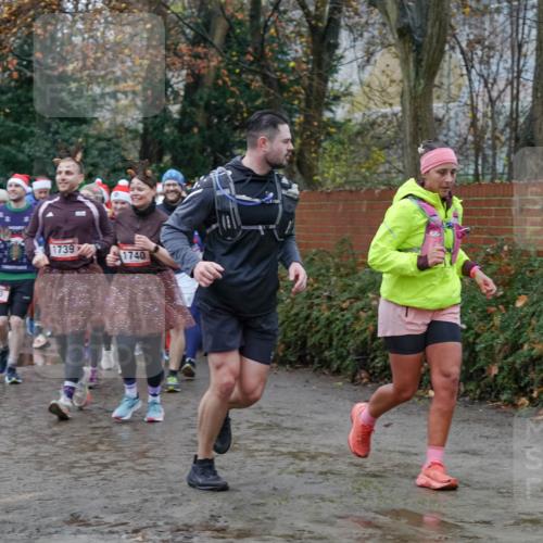 07.12.2025 - St. Pauli X-Mass-Run No. 15 Michael Burmester http://msf.ph/oto/9403456 07.12.2025 10:47:11 Laufen 66, 100, 1739, 1740 meine-sportfotos.de