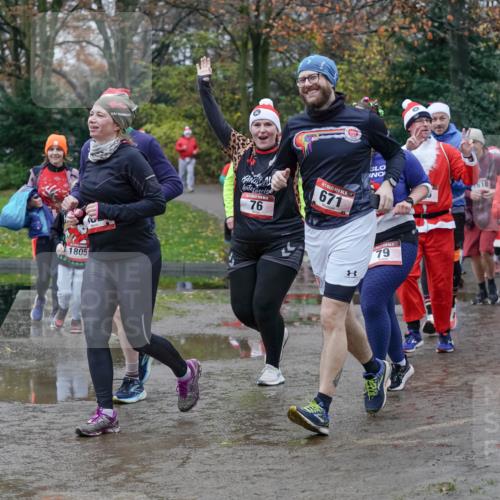 07.12.2025 - St. Pauli X-Mass-Run No. 15 Michael Burmester http://msf.ph/oto/9403469 07.12.2025 10:47:14 Laufen 1805, 76, 5, 671, 79, 1610, 839, 888 meine-sportfotos.de