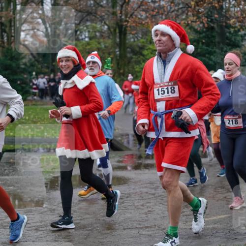 07.12.2025 - St. Pauli X-Mass-Run No. 15 Michael Burmester http://msf.ph/oto/9403493 07.12.2025 10:47:20 Laufen 15, 1609, 15, 1518, 218, 720, 81 meine-sportfotos.de