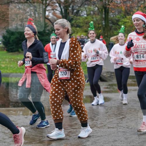 07.12.2025 - St. Pauli X-Mass-Run No. 15 Michael Burmester http://msf.ph/oto/9403504 07.12.2025 10:47:21 Laufen 15, 18, 627, 720, 1821, 104, 1825, 5, 814, 1218 meine-sportfotos.de