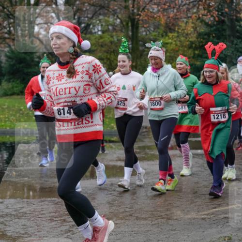 07.12.2025 - St. Pauli X-Mass-Run No. 15 Michael Burmester http://msf.ph/oto/9403505 07.12.2025 10:47:22 Laufen 15, 814, 825, 1800, 681, 1218, 1218, 696, 1157 meine-sportfotos.de