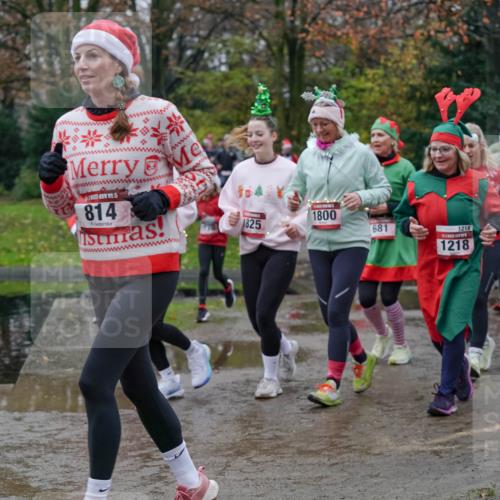 07.12.2025 - St. Pauli X-Mass-Run No. 15 Michael Burmester http://msf.ph/oto/9403506 07.12.2025 10:47:22 Laufen 814, 1800, 1825, 681, 1218, 1218, 69, 157 meine-sportfotos.de