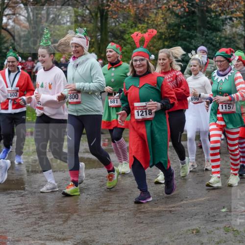 07.12.2025 - St. Pauli X-Mass-Run No. 15 Michael Burmester http://msf.ph/oto/9403507 07.12.2025 10:47:23 Laufen 1821, 1802, 1802, 1800, 681, 1218, 696, 1157, 1711 meine-sportfotos.de