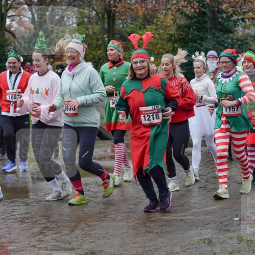 07.12.2025 - St. Pauli X-Mass-Run No. 15 Michael Burmester http://msf.ph/oto/9403508 07.12.2025 10:47:23 Laufen 1821, 180, 1802, 1860, 68, 1218, 25, 1218, 96, 1157, 1711 meine-sportfotos.de