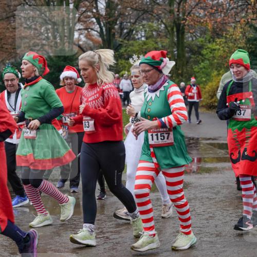 07.12.2025 - St. Pauli X-Mass-Run No. 15 Michael Burmester http://msf.ph/oto/9403514 07.12.2025 10:47:24 Laufen 1218, 121, 180, 17, 863, 696, 1157, 388, 15, 737 meine-sportfotos.de