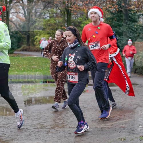 07.12.2025 - St. Pauli X-Mass-Run No. 15 Michael Burmester http://msf.ph/oto/9403528 07.12.2025 10:47:27 Laufen 0, 15, 416, 1246 meine-sportfotos.de