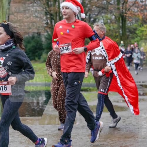 07.12.2025 - St. Pauli X-Mass-Run No. 15 Michael Burmester http://msf.ph/oto/9403533 07.12.2025 10:47:28 Laufen 15, 416, 1246 meine-sportfotos.de