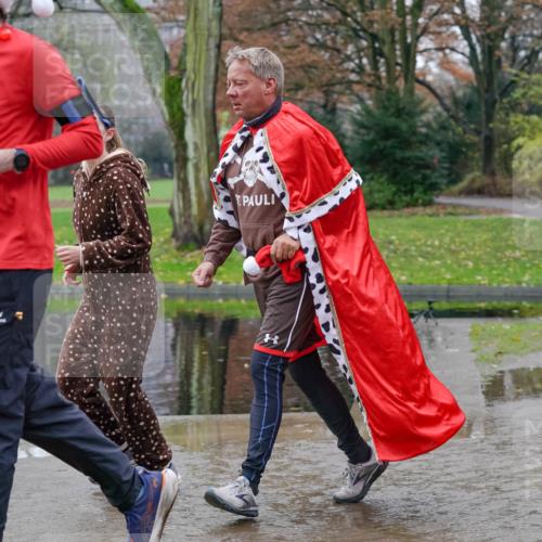 07.12.2025 - St. Pauli X-Mass-Run No. 15 Michael Burmester http://msf.ph/oto/9403536 07.12.2025 10:47:29 Laufen 124 meine-sportfotos.de