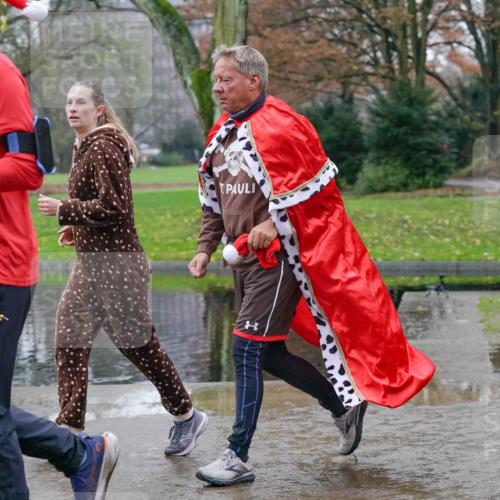 07.12.2025 - St. Pauli X-Mass-Run No. 15 Michael Burmester http://msf.ph/oto/9403537 07.12.2025 10:47:29 Laufen 240 meine-sportfotos.de