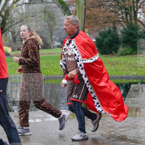 07.12.2025 - St. Pauli X-Mass-Run No. 15 Michael Burmester http://msf.ph/oto/9403538 07.12.2025 10:47:29 Laufen  meine-sportfotos.de