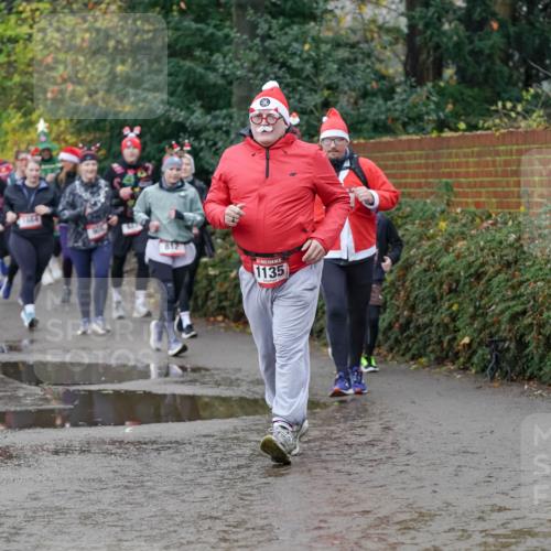 07.12.2025 - St. Pauli X-Mass-Run No. 15 Michael Burmester http://msf.ph/oto/9403541 07.12.2025 10:47:32 Laufen 812, 1135 meine-sportfotos.de
