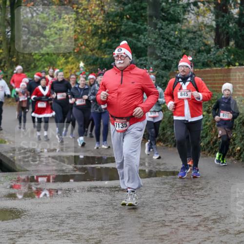 07.12.2025 - St. Pauli X-Mass-Run No. 15 Michael Burmester http://msf.ph/oto/9403544 07.12.2025 10:47:32 Laufen 4, 1135, 812, 845, 81 meine-sportfotos.de