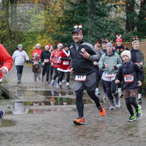 07.12.2025 - St. Pauli X-Mass-Run No. 15 Michael Burmester http://msf.ph/oto/9403555 07.12.2025 10:47:35 Laufen 15, 845, 812, 817, 815 meine-sportfotos.de