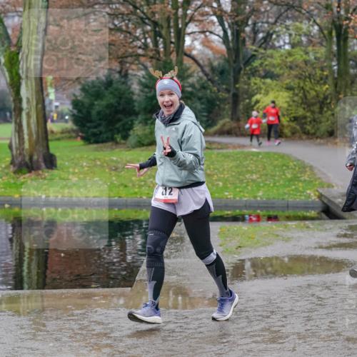 07.12.2025 - St. Pauli X-Mass-Run No. 15 Michael Burmester http://msf.ph/oto/9403570 07.12.2025 10:47:39 Laufen 12, 832 meine-sportfotos.de