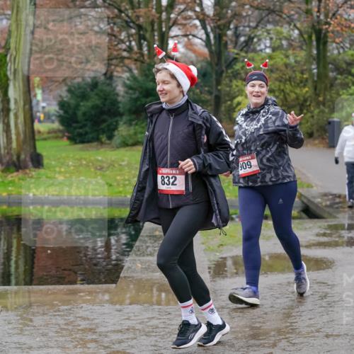 07.12.2025 - St. Pauli X-Mass-Run No. 15 Michael Burmester http://msf.ph/oto/9403574 07.12.2025 10:47:39 Laufen 909, 832, 841 meine-sportfotos.de