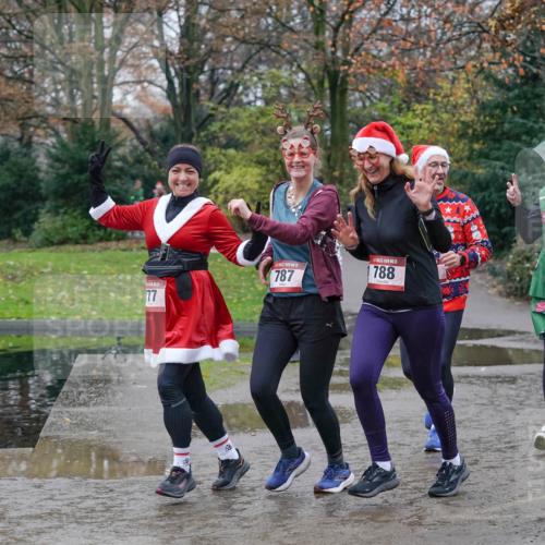 07.12.2025 - St. Pauli X-Mass-Run No. 15 Michael Burmester http://msf.ph/oto/9403588 07.12.2025 10:47:43 Laufen 77, 15, 787, 6, 788, 689, 1647 meine-sportfotos.de