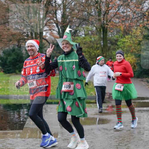 07.12.2025 - St. Pauli X-Mass-Run No. 15 Michael Burmester http://msf.ph/oto/9403596 07.12.2025 10:47:44 Laufen 690, 689, 1645, 684, 1646, 683 meine-sportfotos.de