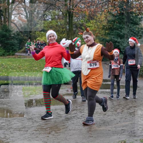 07.12.2025 - St. Pauli X-Mass-Run No. 15 Michael Burmester http://msf.ph/oto/9403603 07.12.2025 10:47:46 Laufen 683, 45, 5, 679, 1646, 1647 meine-sportfotos.de