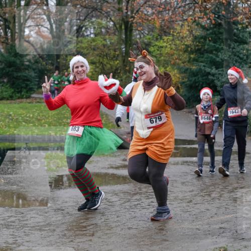 07.12.2025 - St. Pauli X-Mass-Run No. 15 Michael Burmester http://msf.ph/oto/9403604 07.12.2025 10:47:46 Laufen 683, 679, 1646, 1647 meine-sportfotos.de