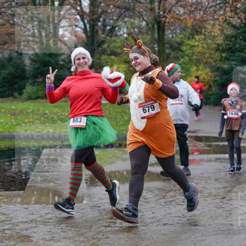 07.12.2025 - St. Pauli X-Mass-Run No. 15 Michael Burmester http://msf.ph/oto/9403606 07.12.2025 10:47:46 Laufen 683, 1, 5, 679, 1645, 1647, 1646 meine-sportfotos.de