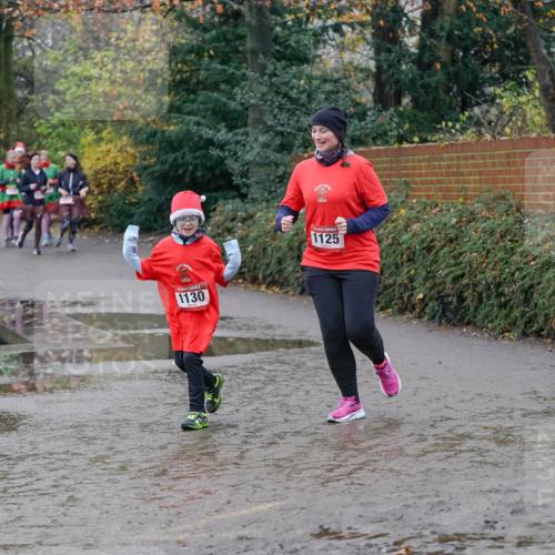 07.12.2025 - St. Pauli X-Mass-Run No. 15 Michael Burmester http://msf.ph/oto/9403626 07.12.2025 10:47:53 Laufen 1130, 1125 meine-sportfotos.de