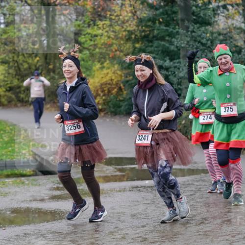 07.12.2025 - St. Pauli X-Mass-Run No. 15 Michael Burmester http://msf.ph/oto/9403645 07.12.2025 10:48:04 Laufen 3256, 15, 3241, 274, 375, 425 meine-sportfotos.de