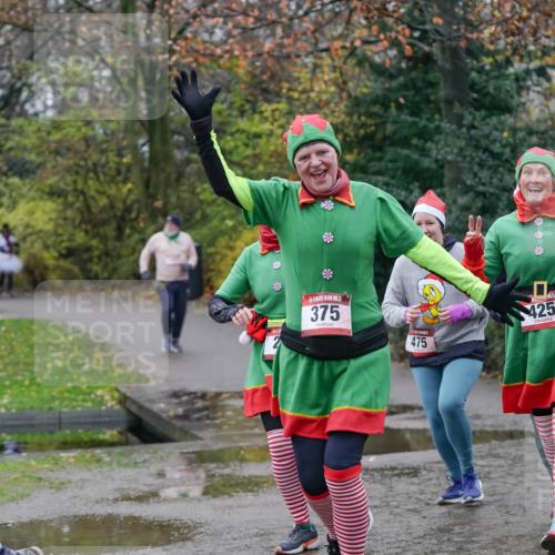 07.12.2025 - St. Pauli X-Mass-Run No. 15 Michael Burmester http://msf.ph/oto/9403648 07.12.2025 10:48:06 Laufen 375, 475, 425 meine-sportfotos.de