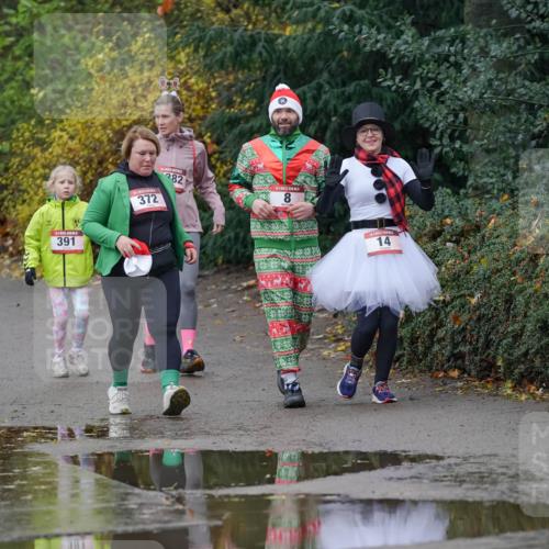 07.12.2025 - St. Pauli X-Mass-Run No. 15 Michael Burmester http://msf.ph/oto/9403666 07.12.2025 10:48:20 Laufen 391, 372, 282, 8, 14 meine-sportfotos.de