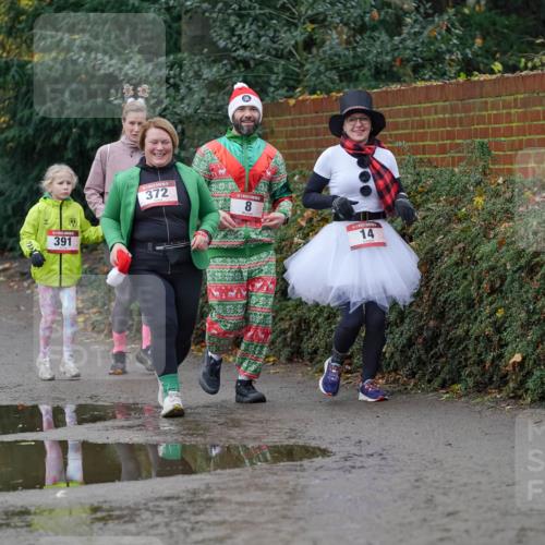 07.12.2025 - St. Pauli X-Mass-Run No. 15 Michael Burmester http://msf.ph/oto/9403671 07.12.2025 10:48:23 Laufen 391, 372, 8, 14 meine-sportfotos.de