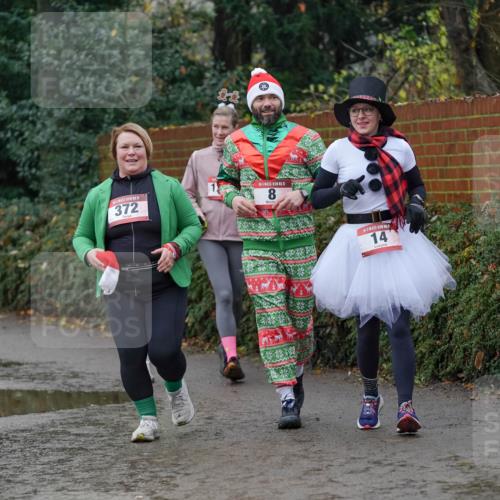 07.12.2025 - St. Pauli X-Mass-Run No. 15 Michael Burmester http://msf.ph/oto/9403677 07.12.2025 10:48:26 Laufen 15, 372, 15, 8, 14 meine-sportfotos.de