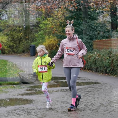 07.12.2025 - St. Pauli X-Mass-Run No. 15 Michael Burmester http://msf.ph/oto/9403689 07.12.2025 10:48:31 Laufen 15, 391, 215, 1282 meine-sportfotos.de