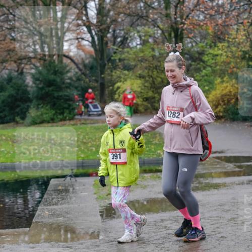 07.12.2025 - St. Pauli X-Mass-Run No. 15 Michael Burmester http://msf.ph/oto/9403694 07.12.2025 10:48:32 Laufen 15, 391, 1282 meine-sportfotos.de