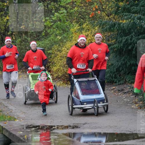 07.12.2025 - St. Pauli X-Mass-Run No. 15 Michael Burmester http://msf.ph/oto/9403700 07.12.2025 10:48:45 Laufen 1686, 1127, 1122, 1798 meine-sportfotos.de