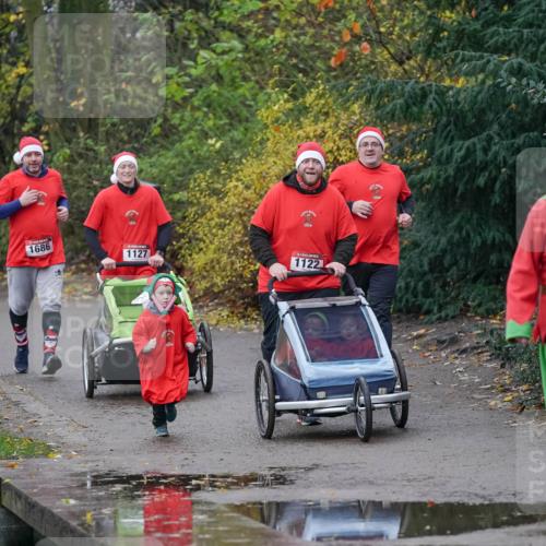 07.12.2025 - St. Pauli X-Mass-Run No. 15 Michael Burmester http://msf.ph/oto/9403701 07.12.2025 10:48:45 Laufen 1686, 1127, 1122, 1798 meine-sportfotos.de