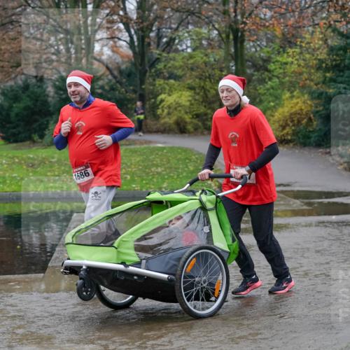07.12.2025 - St. Pauli X-Mass-Run No. 15 Michael Burmester http://msf.ph/oto/9403722 07.12.2025 10:48:57 Laufen 1686 meine-sportfotos.de
