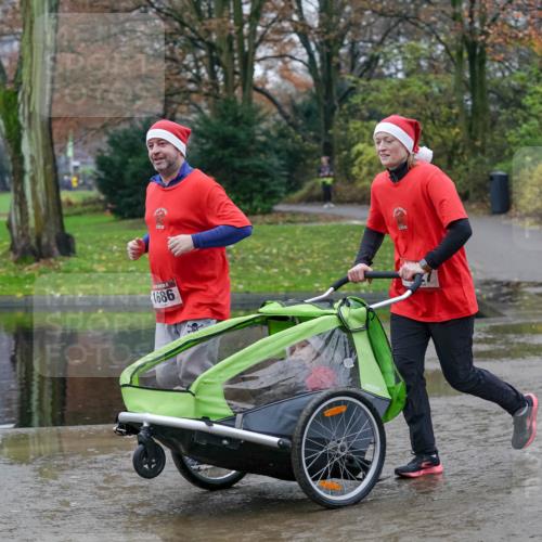 07.12.2025 - St. Pauli X-Mass-Run No. 15 Michael Burmester http://msf.ph/oto/9403724 07.12.2025 10:48:57 Laufen 1686 meine-sportfotos.de