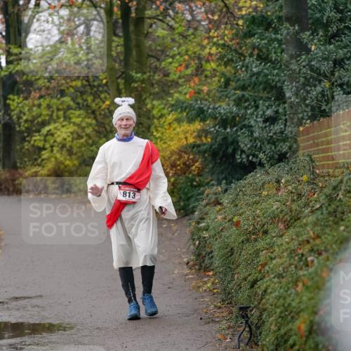 07.12.2025 - St. Pauli X-Mass-Run No. 15 Michael Burmester http://msf.ph/oto/9403764 07.12.2025 10:51:40 Laufen 813 meine-sportfotos.de