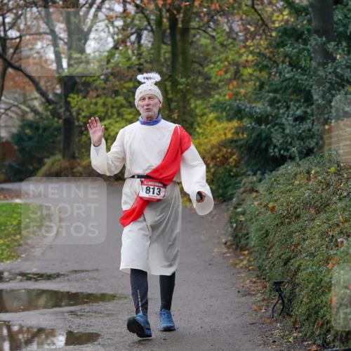 07.12.2025 - St. Pauli X-Mass-Run No. 15 Michael Burmester http://msf.ph/oto/9403769 07.12.2025 10:51:43 Laufen 813 meine-sportfotos.de
