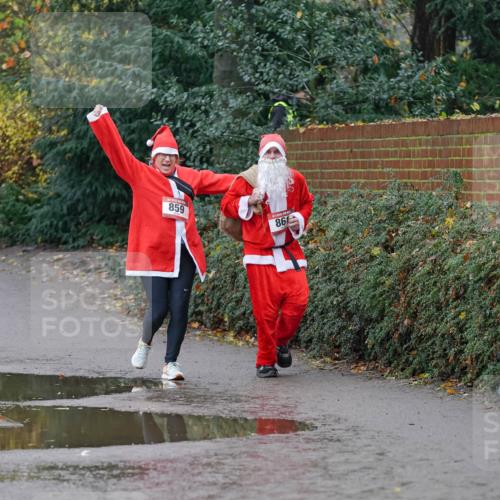 07.12.2025 - St. Pauli X-Mass-Run No. 15 Michael Burmester http://msf.ph/oto/9403786 07.12.2025 10:56:41 Laufen 859, 861 meine-sportfotos.de