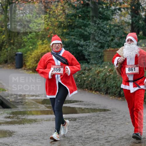 07.12.2025 - St. Pauli X-Mass-Run No. 15 Michael Burmester http://msf.ph/oto/9403797 07.12.2025 10:56:46 Laufen 859, 5, 861 meine-sportfotos.de