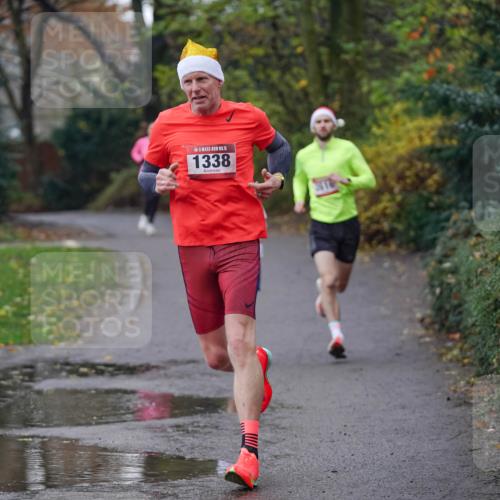 07.12.2025 - St. Pauli X-Mass-Run No. 15 Michael Burmester http://msf.ph/oto/9403826 07.12.2025 10:58:02 Laufen 15, 1338 meine-sportfotos.de