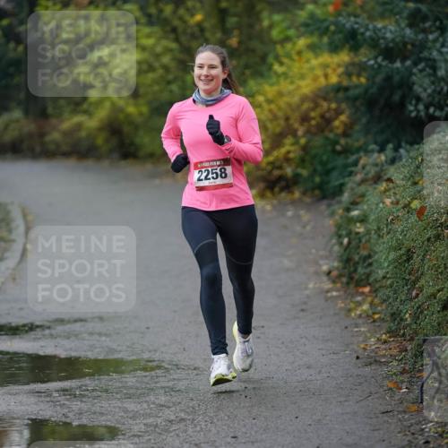 07.12.2025 - St. Pauli X-Mass-Run No. 15 Michael Burmester http://msf.ph/oto/9403838 07.12.2025 10:58:07 Laufen 15, 2258 meine-sportfotos.de