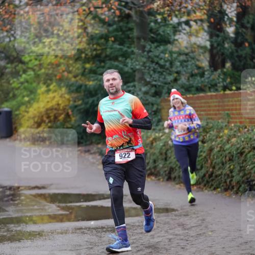 07.12.2025 - St. Pauli X-Mass-Run No. 15 Michael Burmester http://msf.ph/oto/9403866 07.12.2025 10:59:06 Laufen 922 meine-sportfotos.de