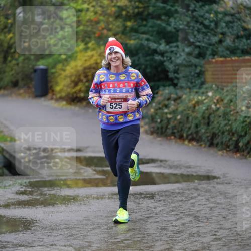 07.12.2025 - St. Pauli X-Mass-Run No. 15 Michael Burmester http://msf.ph/oto/9403868 07.12.2025 10:59:08 Laufen 15, 525 meine-sportfotos.de