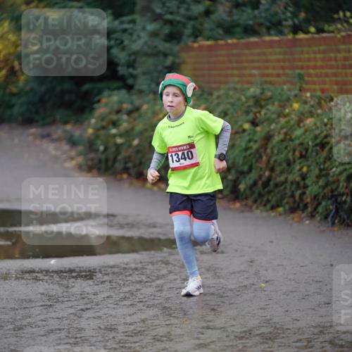 07.12.2025 - St. Pauli X-Mass-Run No. 15 Michael Burmester http://msf.ph/oto/9403888 07.12.2025 11:00:01 Laufen 15, 1340 meine-sportfotos.de