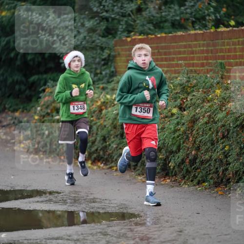 07.12.2025 - St. Pauli X-Mass-Run No. 15 Michael Burmester http://msf.ph/oto/9403903 07.12.2025 11:00:32 Laufen 1348, 1350 meine-sportfotos.de