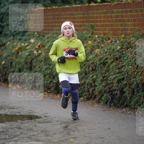 07.12.2025 - St. Pauli X-Mass-Run No. 15 Michael Burmester http://msf.ph/oto/9403918 07.12.2025 11:00:47 Laufen  meine-sportfotos.de