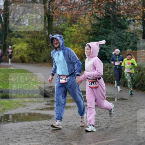 07.12.2025 - St. Pauli X-Mass-Run No. 15 Michael Burmester http://msf.ph/oto/9403950 07.12.2025 11:01:09 Laufen 2474, 15, 2473 meine-sportfotos.de